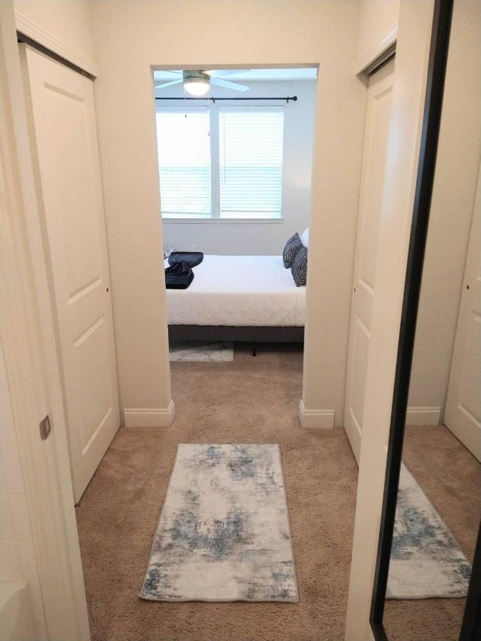 Апартаменты One Key Lux Apt - Lpga Speedway Airport Beach Дейтона-Бич Экстерьер фото