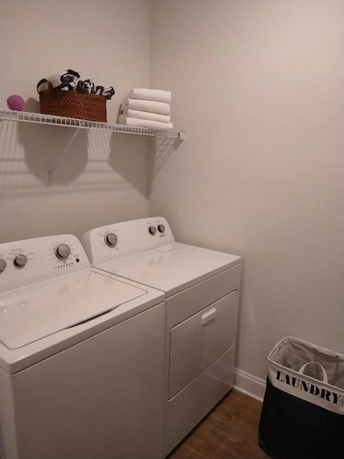 Апартаменты One Key Lux Apt - Lpga Speedway Airport Beach Дейтона-Бич Экстерьер фото